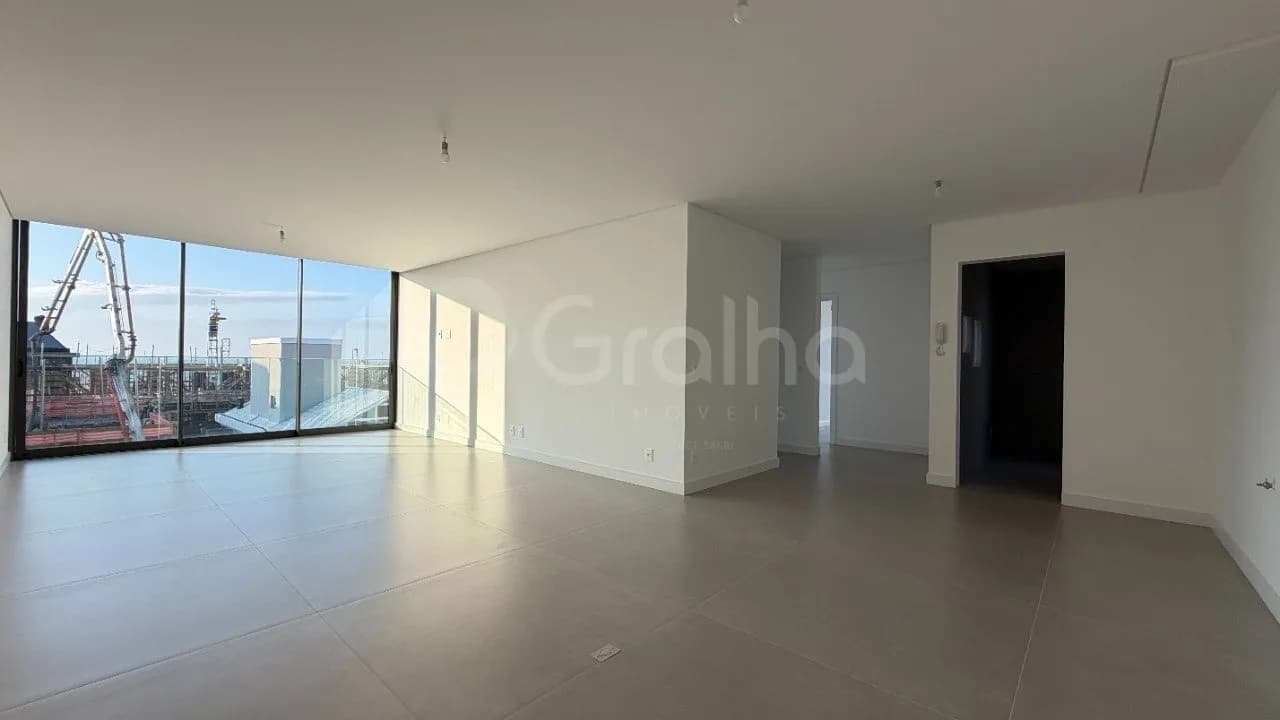 Apartamento para venda com 3 dormitórios em Jurerê com 120 m² — foto principal
