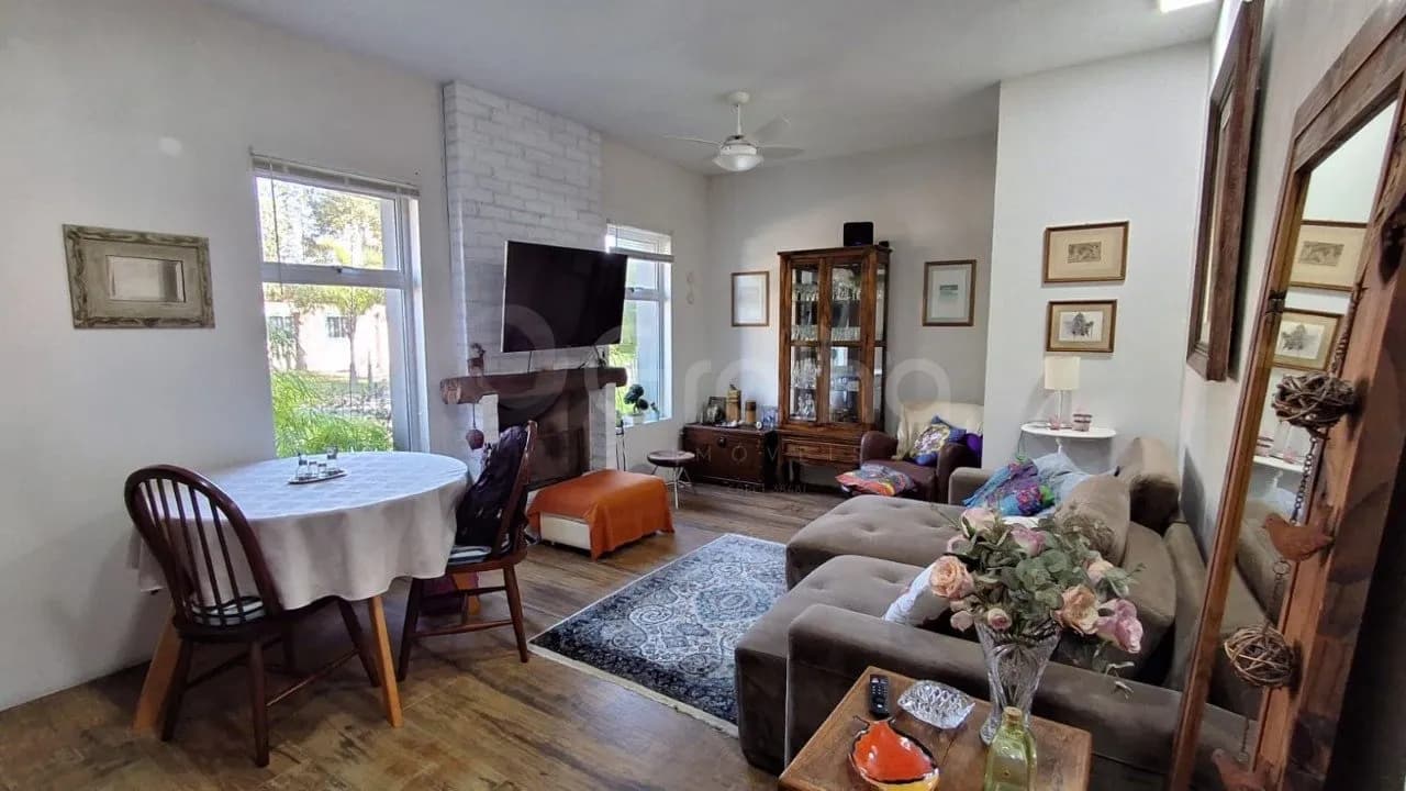 Casa para venda com 2 dormitórios em Ponta da Canas com 190 m² — foto 3