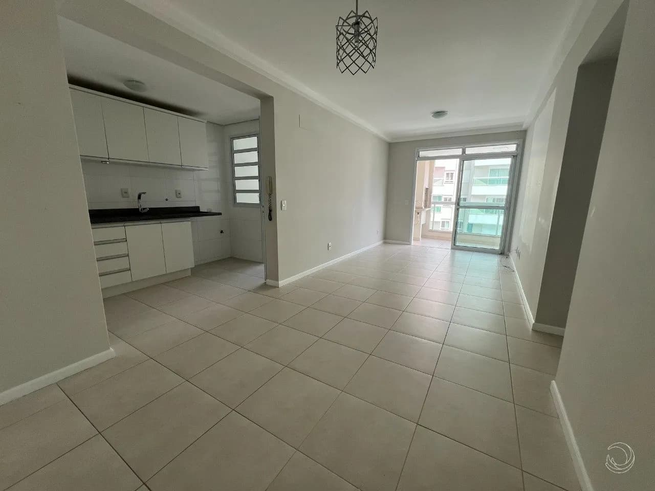 Apartamento para venda com 2 dormitórios em Itacorubi com 77 m² — foto principal