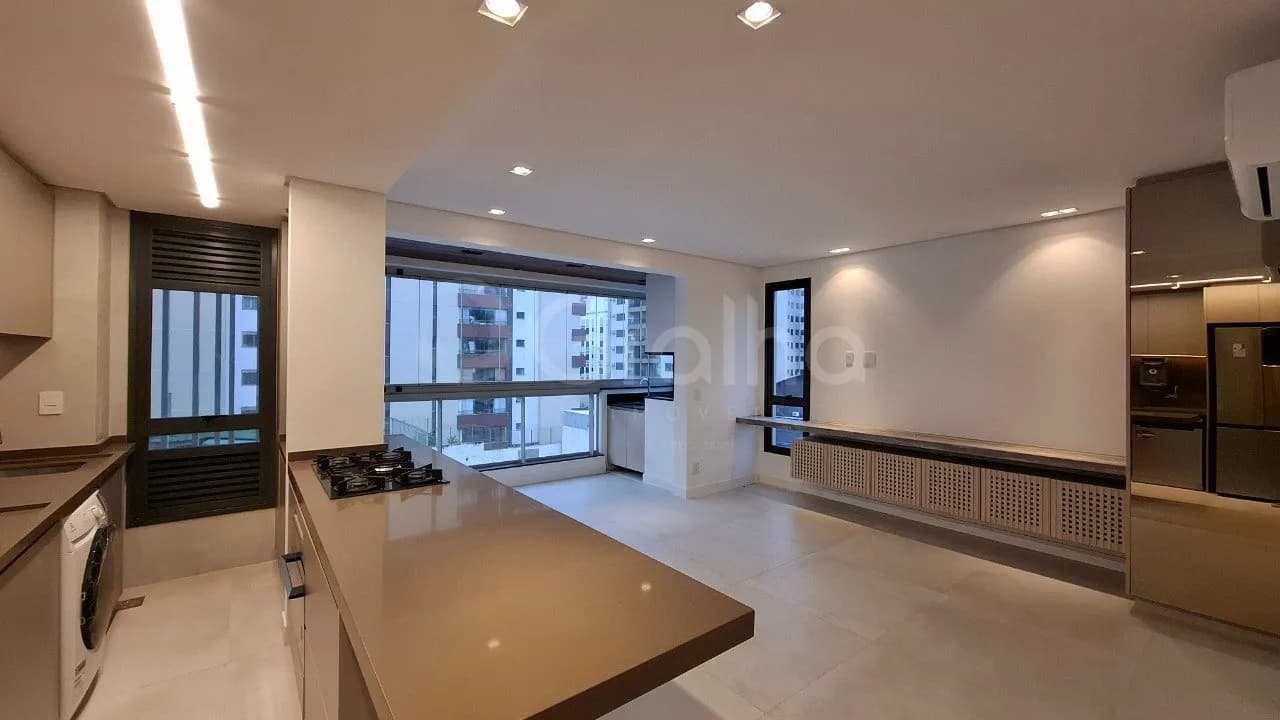 Apartamento para venda com 2 dormitórios em Centro com 80 m² — foto principal