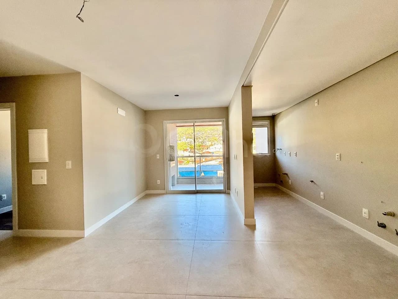 Apartamento para venda com 2 dormitórios em Agronômica com 65 m² — foto principal