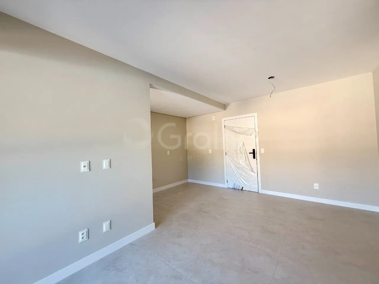 Apartamento para venda com 2 dormitórios em Agronômica com 65 m² — foto 3