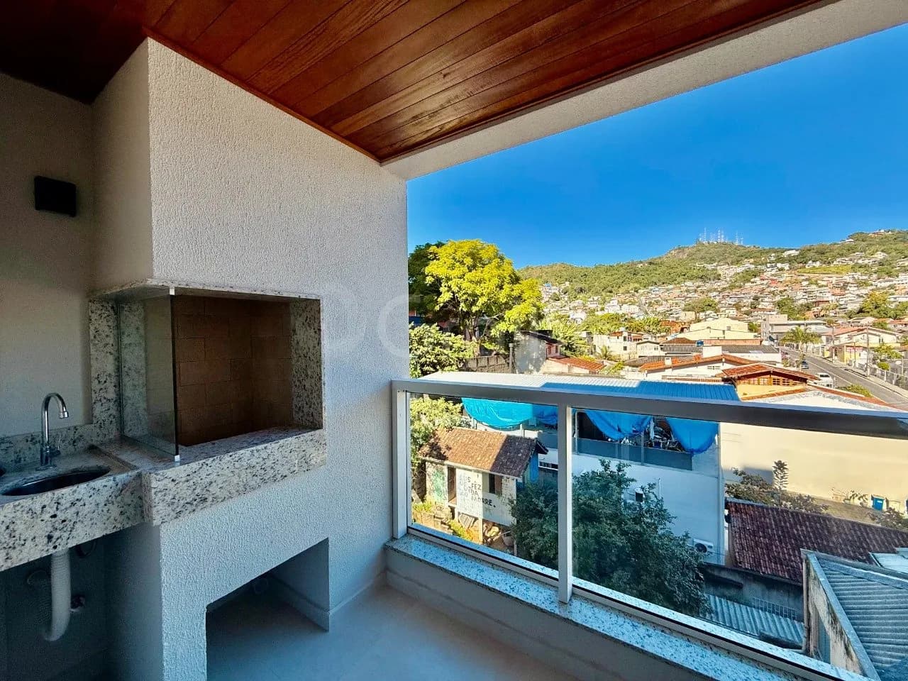 Apartamento para venda com 2 dormitórios em Agronômica com 65 m² — foto 5