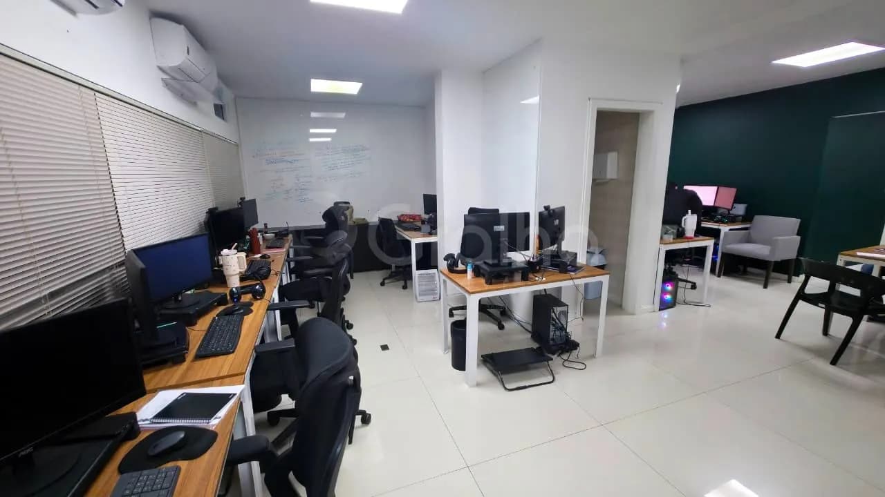 Sala comercial para venda em Centro com 52 m² — foto 2
