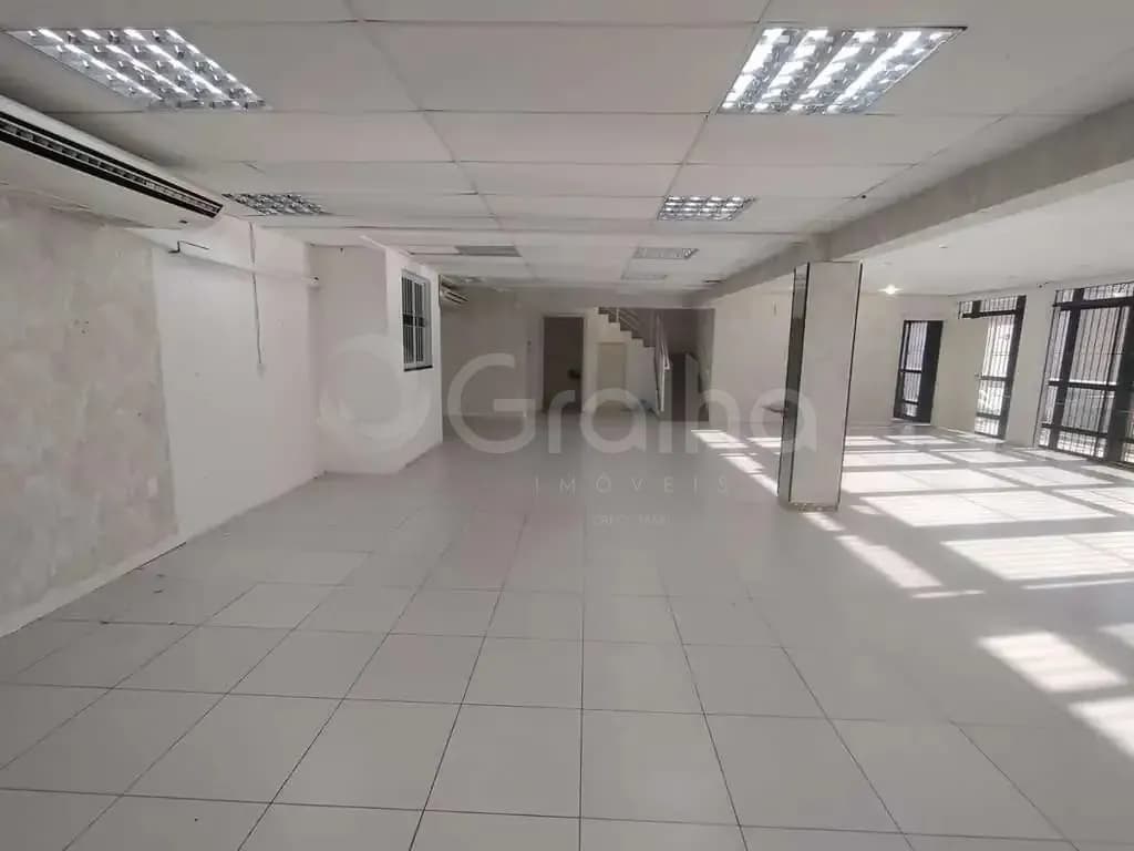 Prédio comercial para venda em Estreito com 542 m² — foto 2
