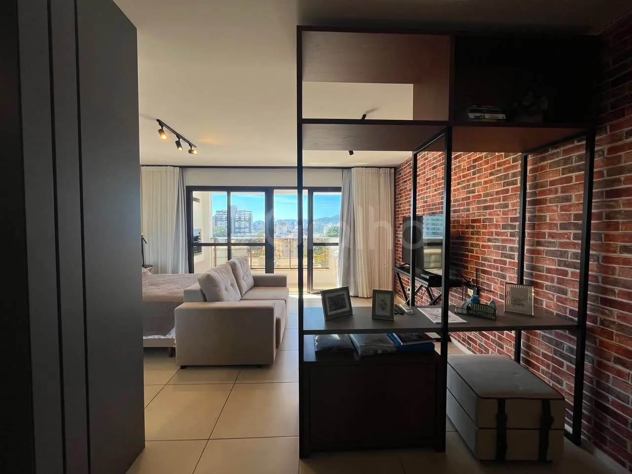 Estúdio para venda com 1 dormitório, em Coqueiros com 48 m² — foto principal