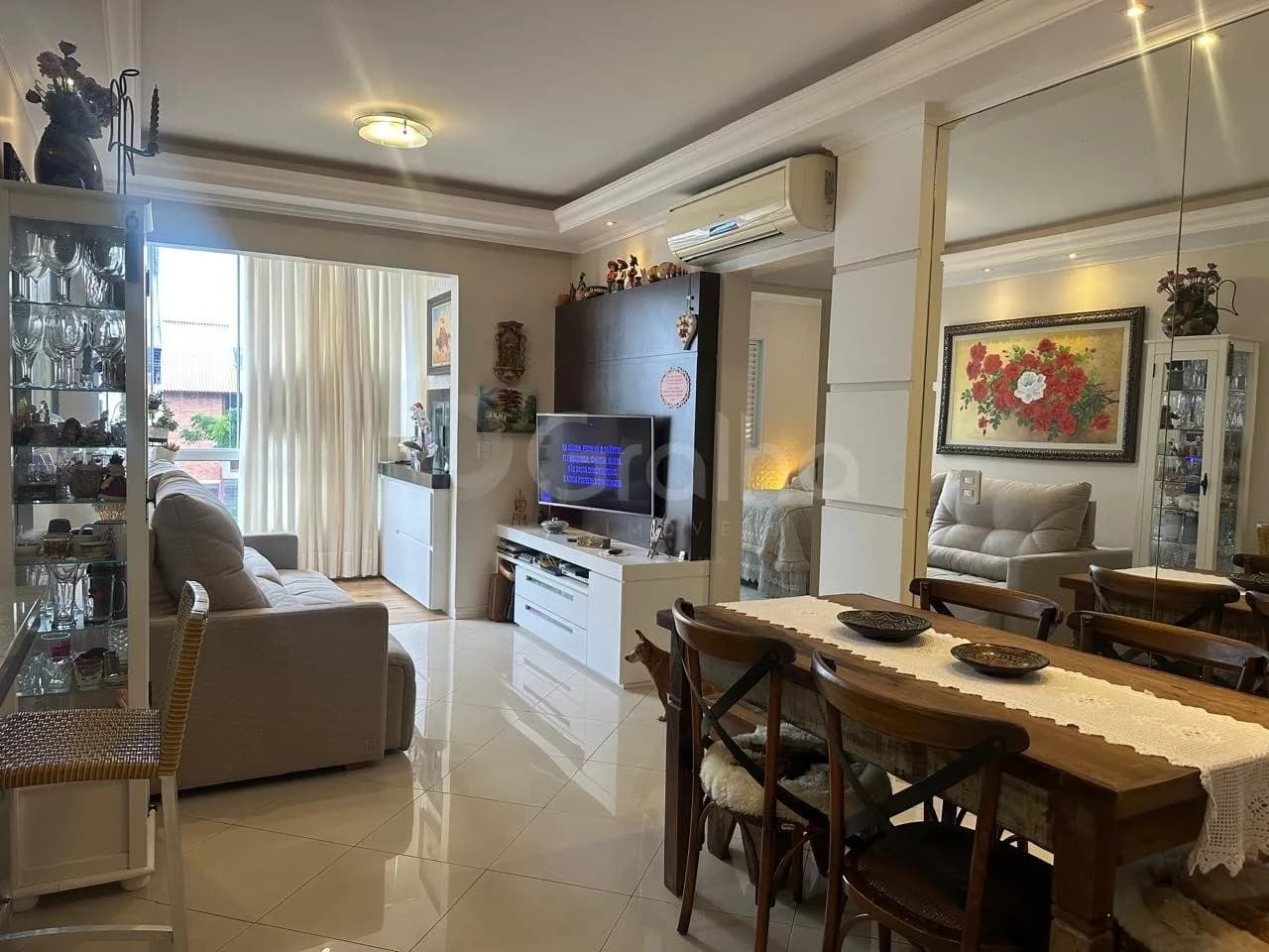 Apartamento para venda com 2 dormitórios em Coqueiros com 83 m² — foto principal