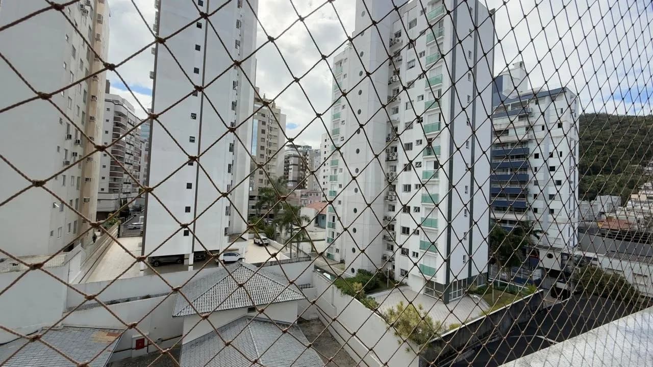 Apartamento para venda com 3 dormitórios em Centro com 90 m² — foto 3