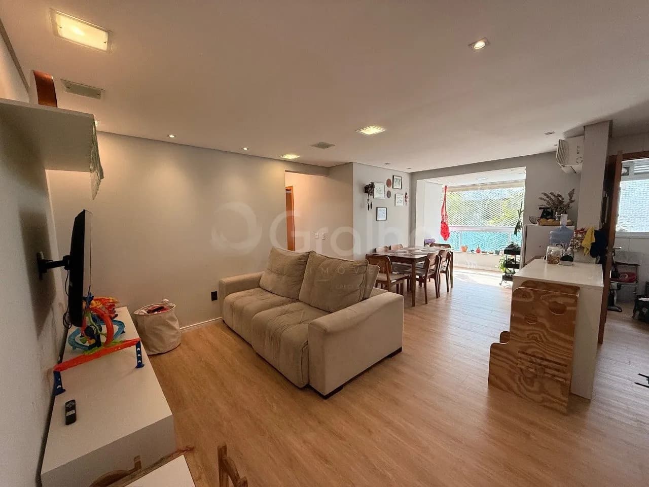 Apartamento para venda com 3 dormitórios em Campeche com 87 m² — foto principal