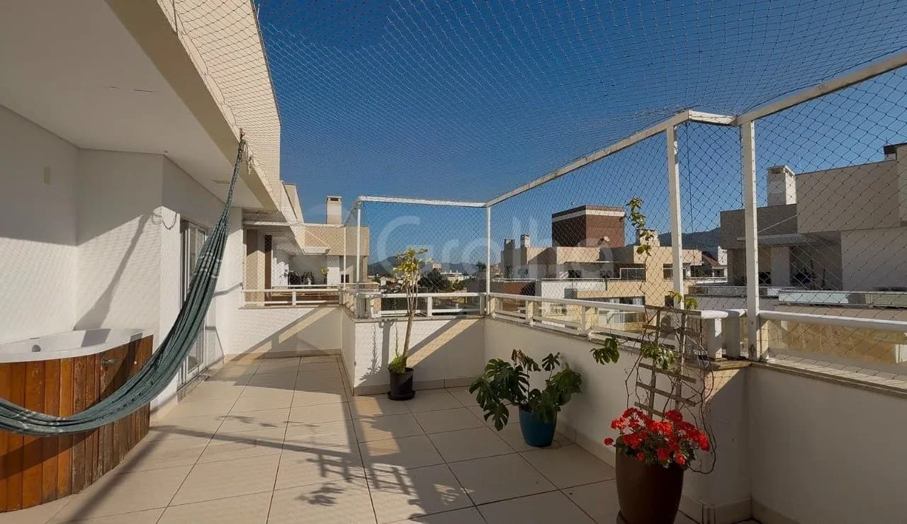 Cobertura para venda com 1 dormitório, em Campeche com 80 m² — foto 3