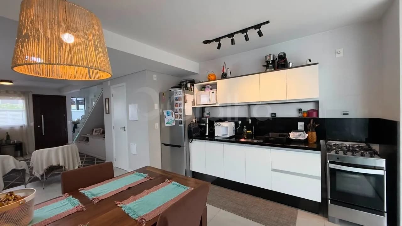 Casa para venda com 3 dormitórios em Campeche com 130 m² — foto 4
