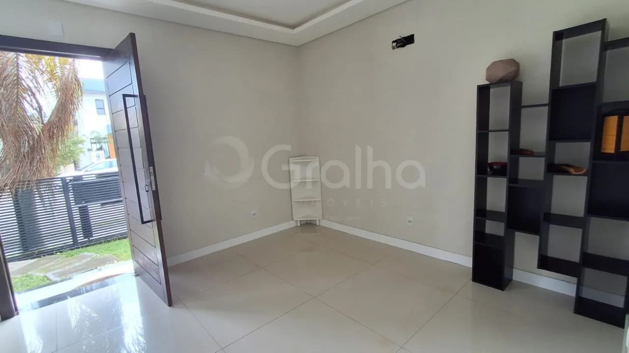 Casa de condomínio para venda com 3 dormitórios em Cachoeira Do Bom Jesus com 126 m² — foto 2