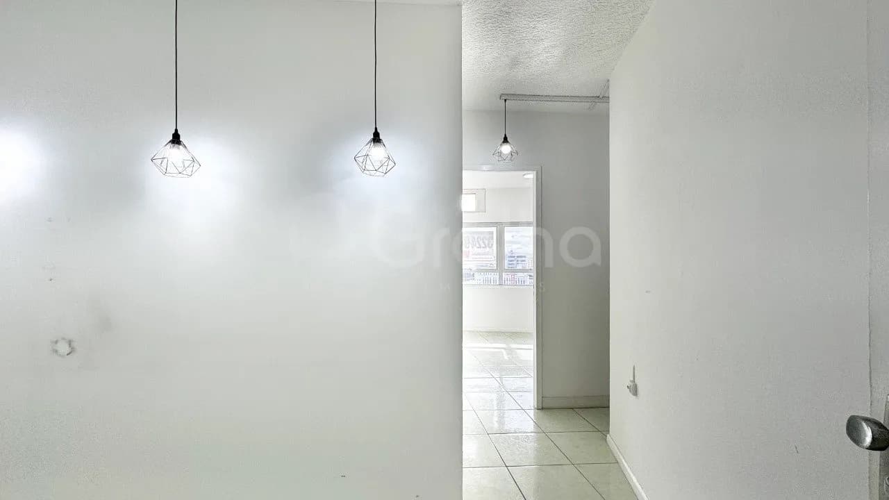 Sala comercial para venda em Centro com 41 m² — foto 5