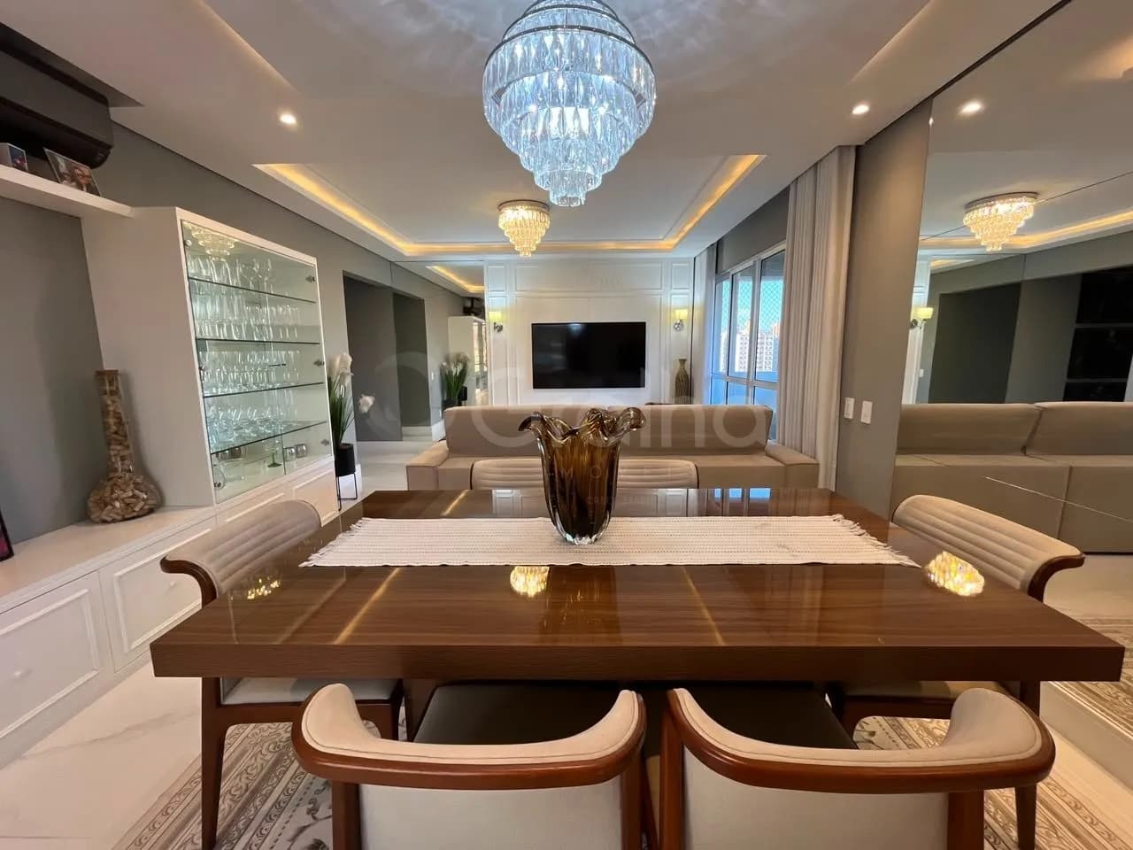 Apartamento para venda com 3 dormitórios em Campinas com 151 m² — foto 4