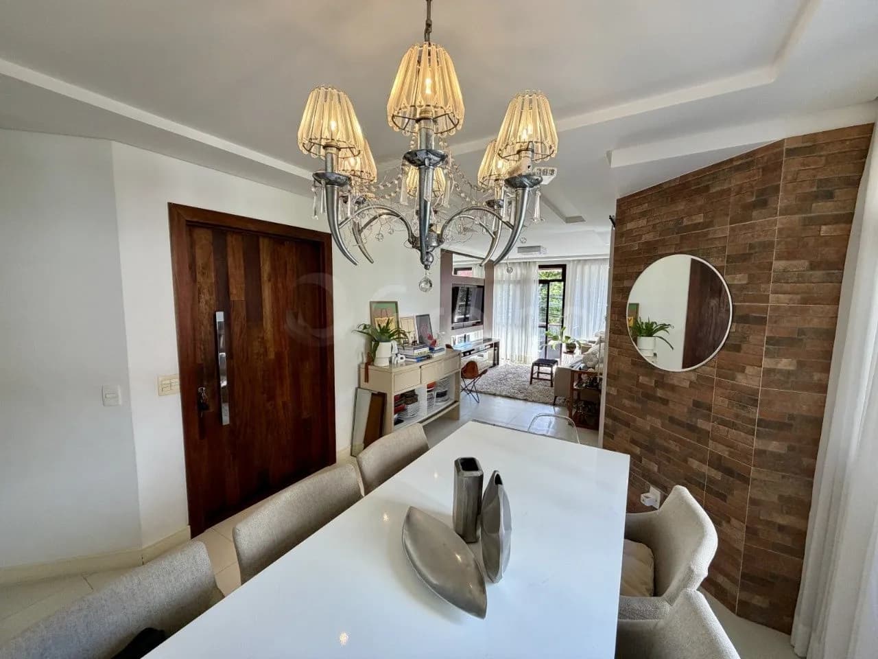 Apartamento para venda com 3 dormitórios em Agronômica com 130 m² — foto 3