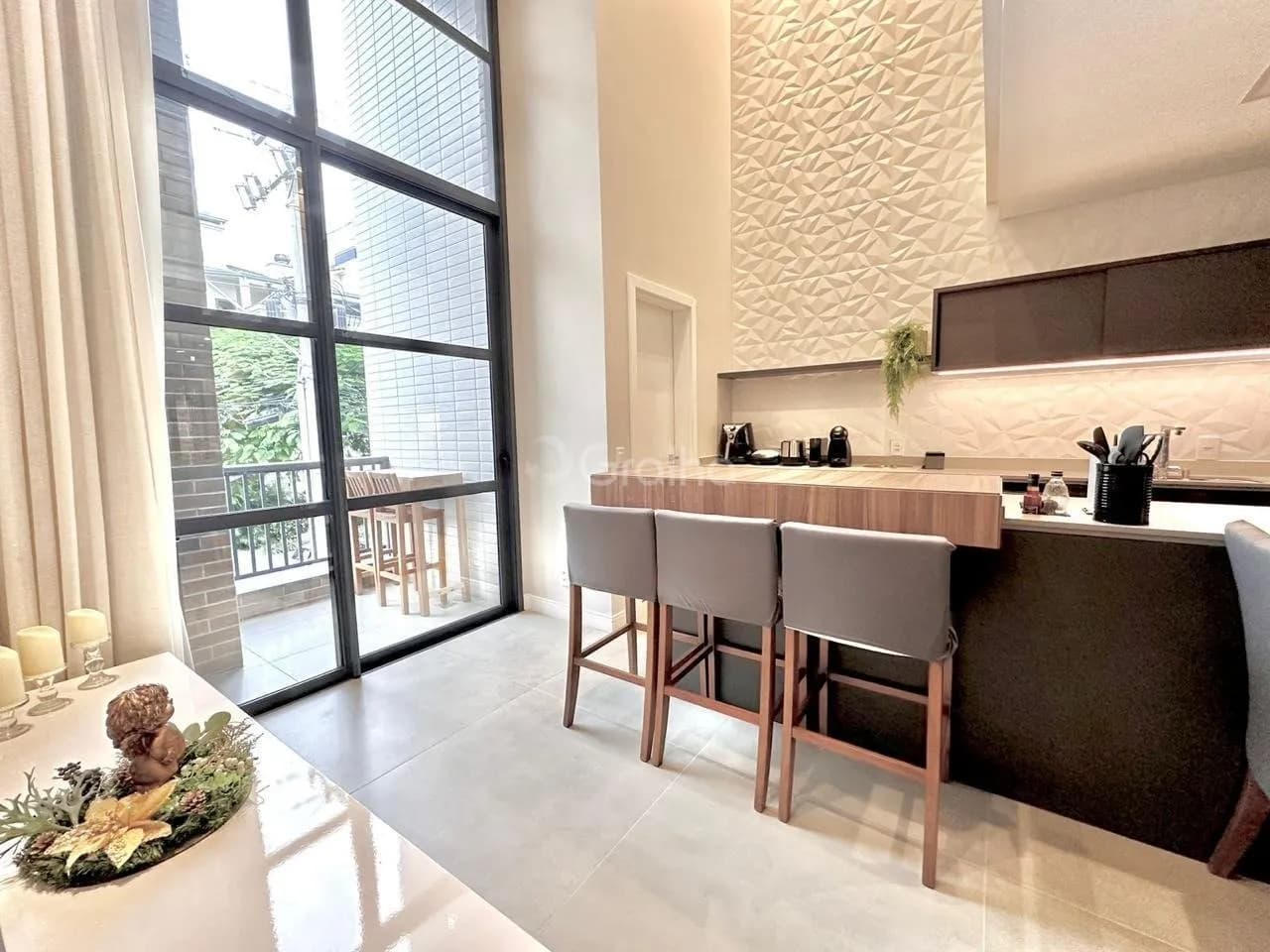 Apartamento duplex para venda com 3 dormitórios em Jurerê com 135 m² — foto principal