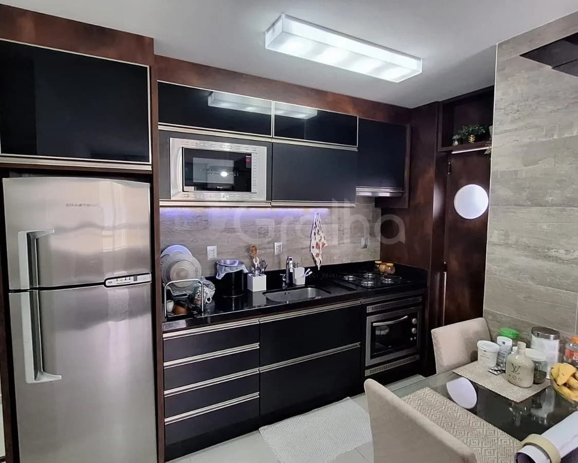 Apartamento para venda com 2 dormitórios em Pedra Branca com 55 m² — foto 2