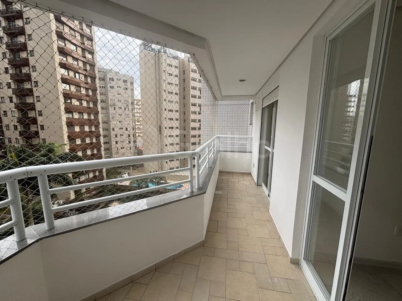 Apartamento para venda com 4 dormitórios em Centro com 151 m² — foto 3