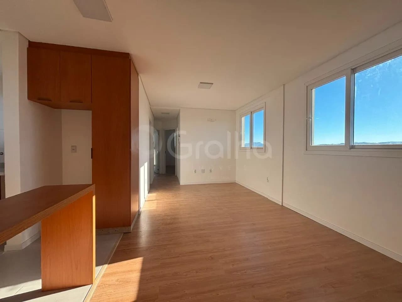 Apartamento para venda com 2 dormitórios em Coqueiros com 88 m² — foto principal