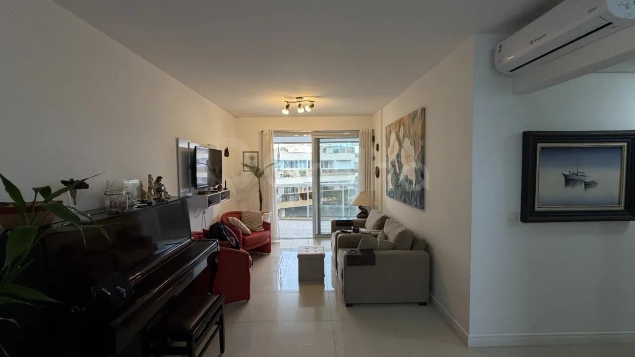 Apartamento para venda com 2 dormitórios em Jurerê com 74 m² — foto 2