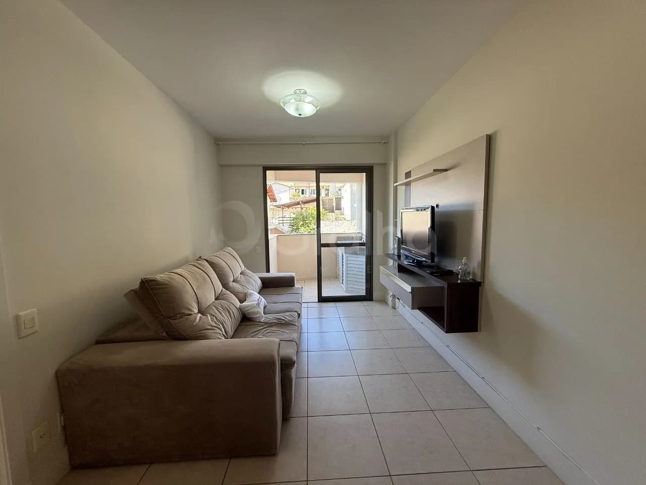 Apartamento para venda com 3 dormitórios em Pantanal com 75 m² — foto 2