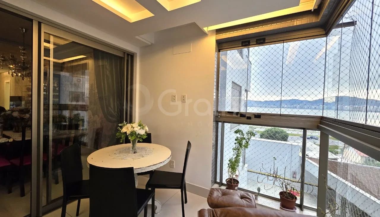 Apartamento para venda com 3 dormitórios em Estreito com 131 m² — foto principal