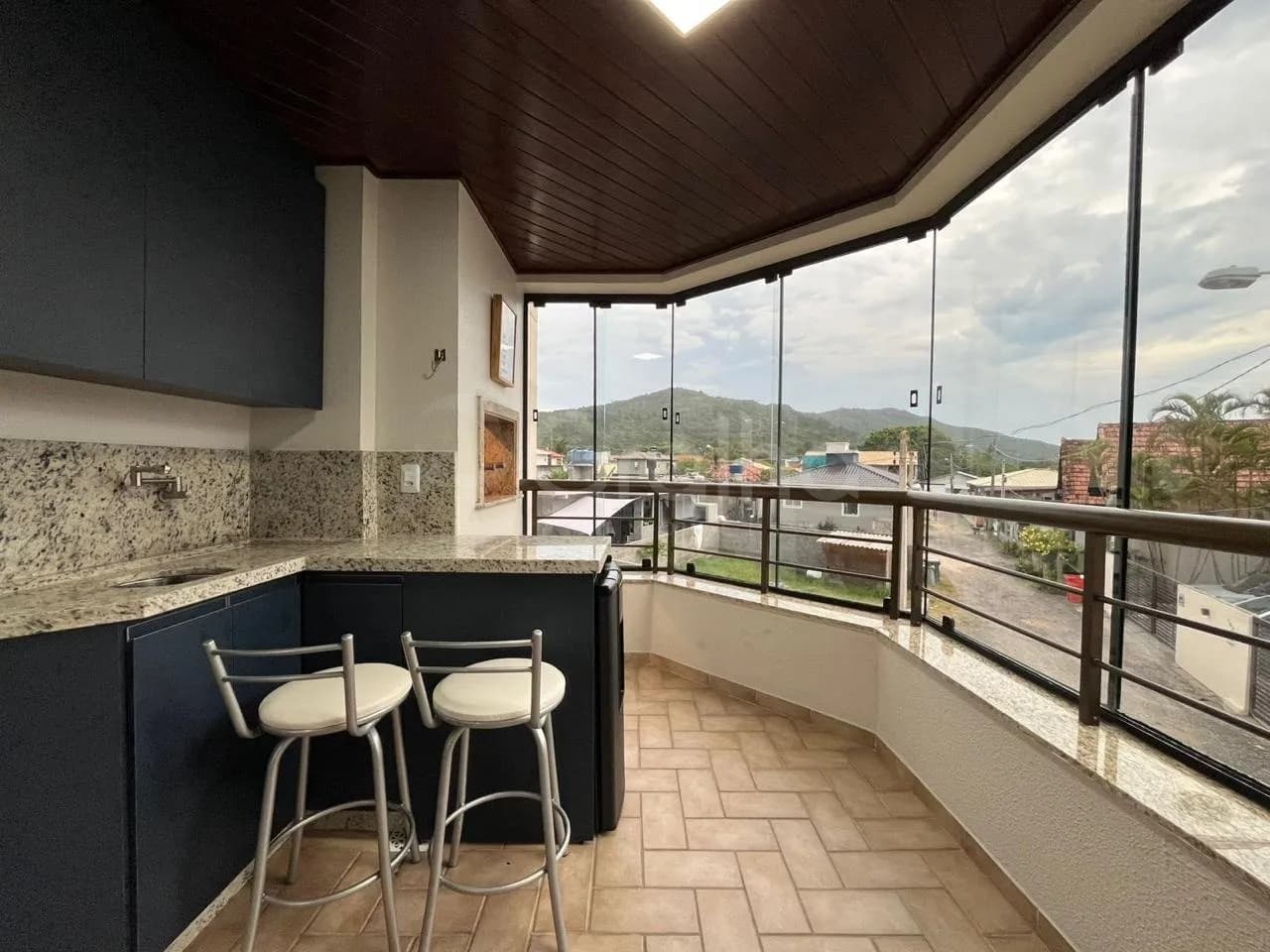 Apartamento para venda com 2 dormitórios em Canasvieiras com 83 m² — foto 4