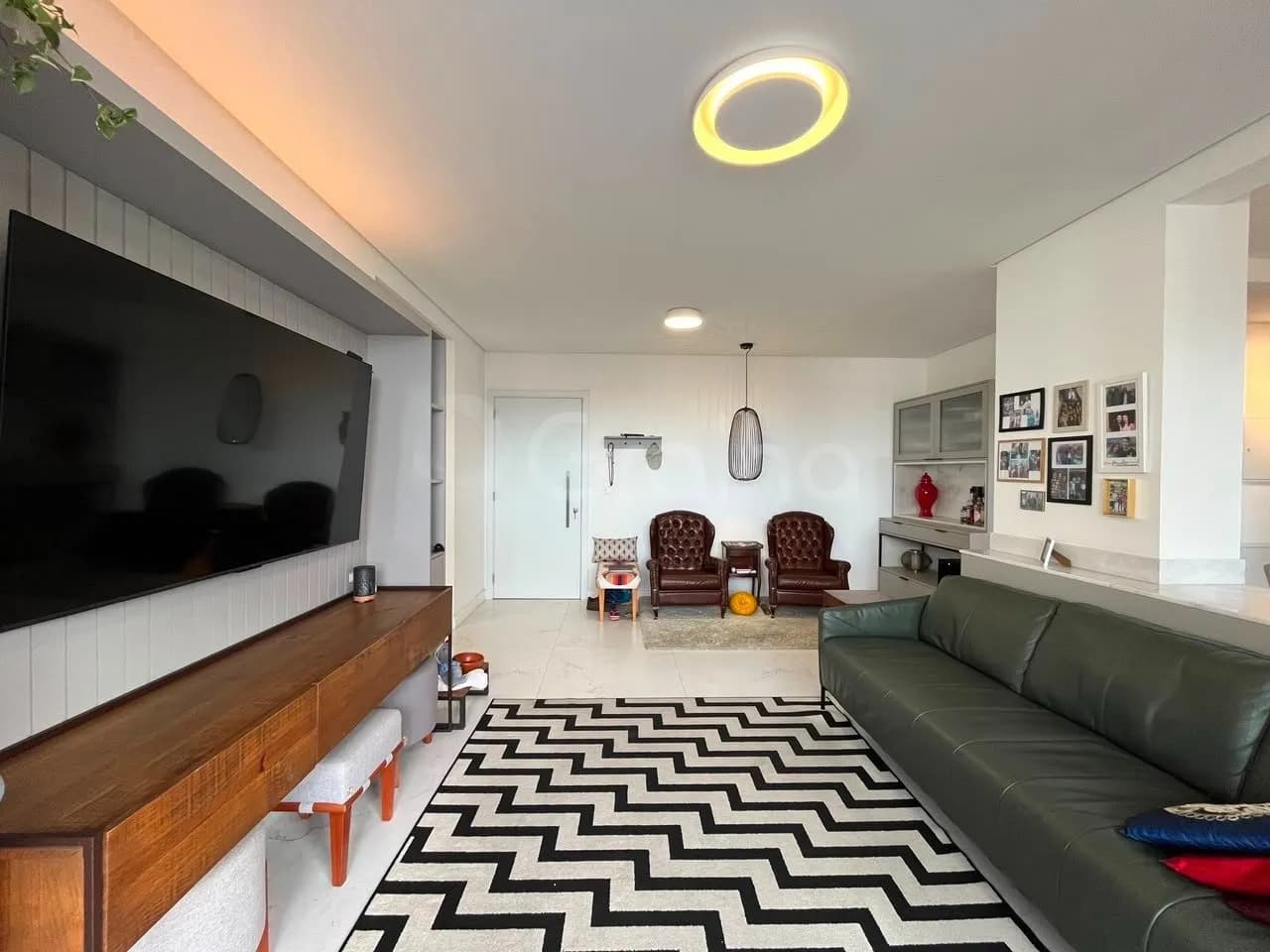 Apartamento para venda com 2 dormitórios em Campinas com 104 m² — foto 2