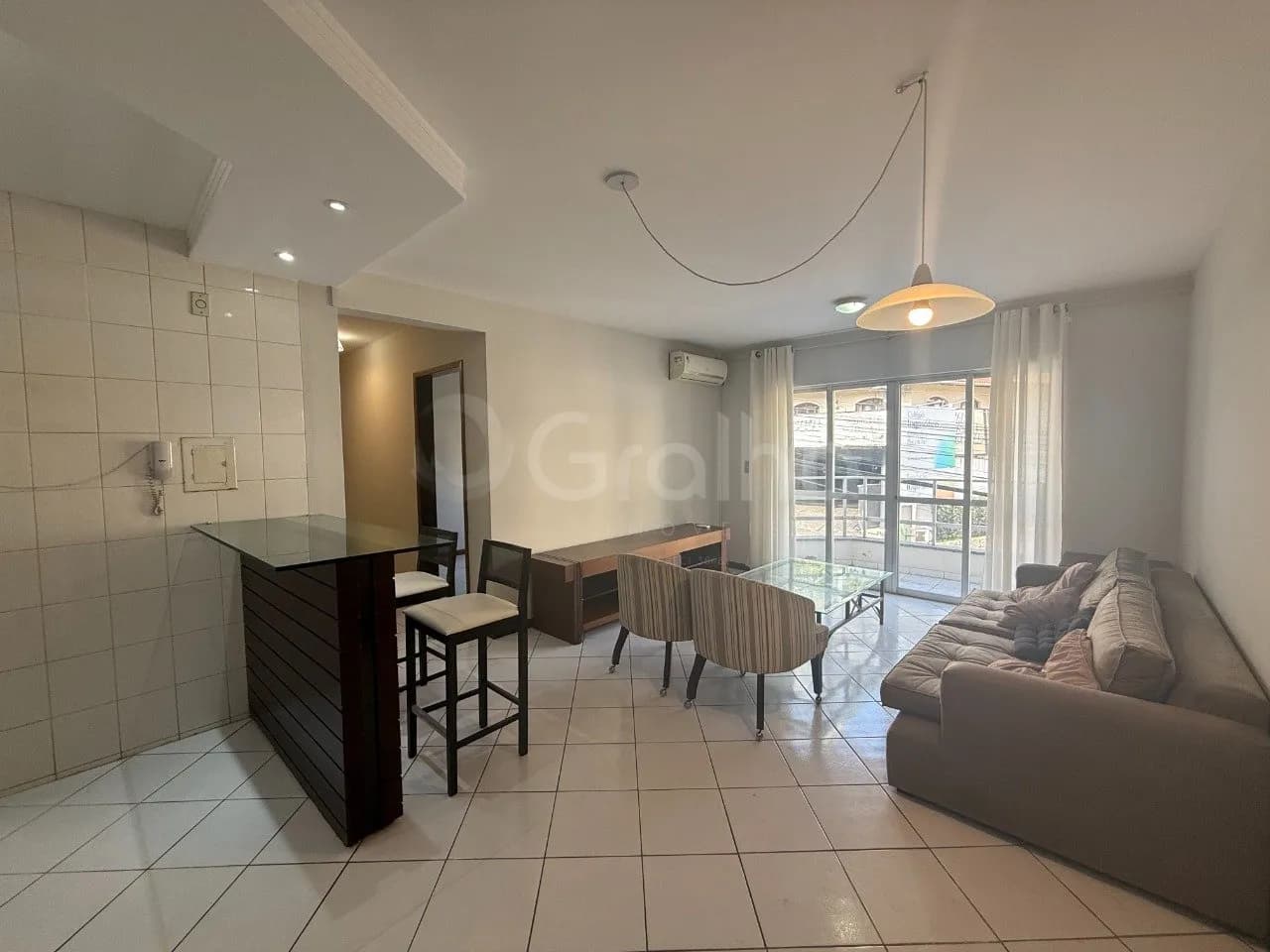Apartamento para venda com 3 dormitórios em Pantanal com 92 m² — foto principal