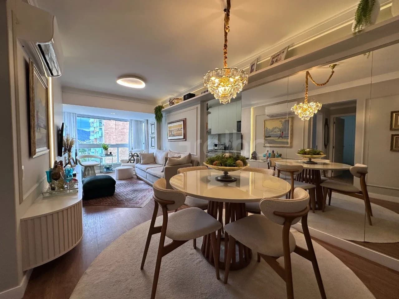 Apartamento para venda com 2 dormitórios em Trindade com 70 m² — foto principal