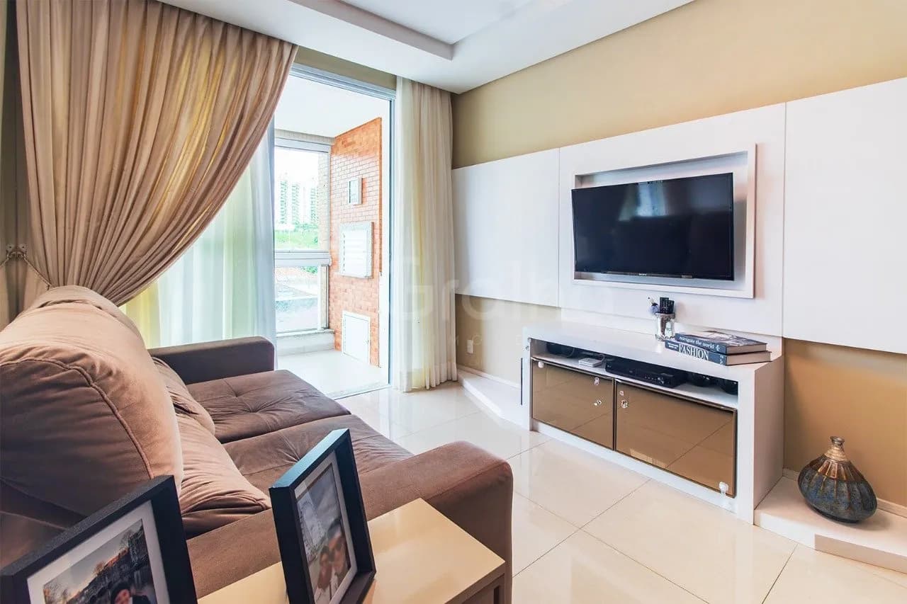 Apartamento para venda com 3 dormitórios em Estreito com 85 m² — foto 2
