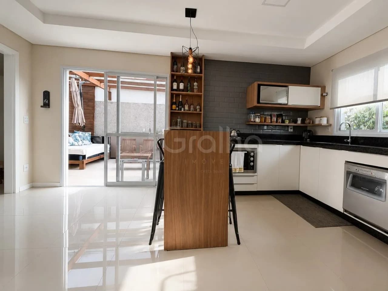 Casa para venda com 3 dormitórios em Cachoeira Do Bom Jesus com 125 m² — foto 4