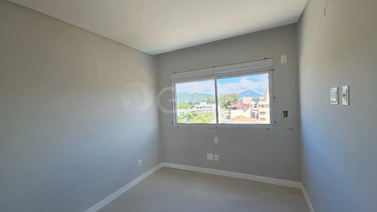 Apartamento para venda com 3 dormitórios em Canasvieiras com 132 m² — foto 4