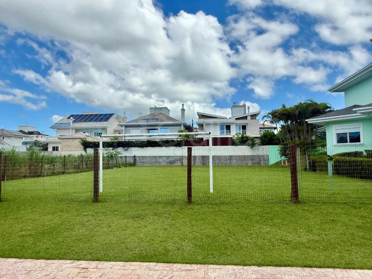 Terreno para venda em Jurerê Internacional com 600 m² — foto principal