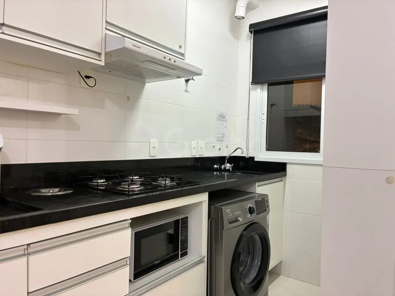 Kitnet para venda com 1 dormitório, em Centro com 38 m² — foto 2