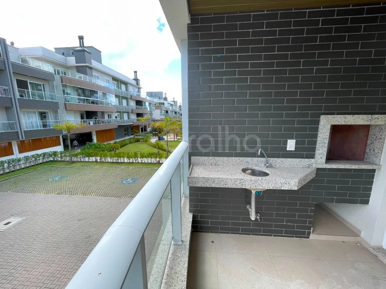 Apartamento para venda com 2 dormitórios em Campeche com 82 m² — foto 3