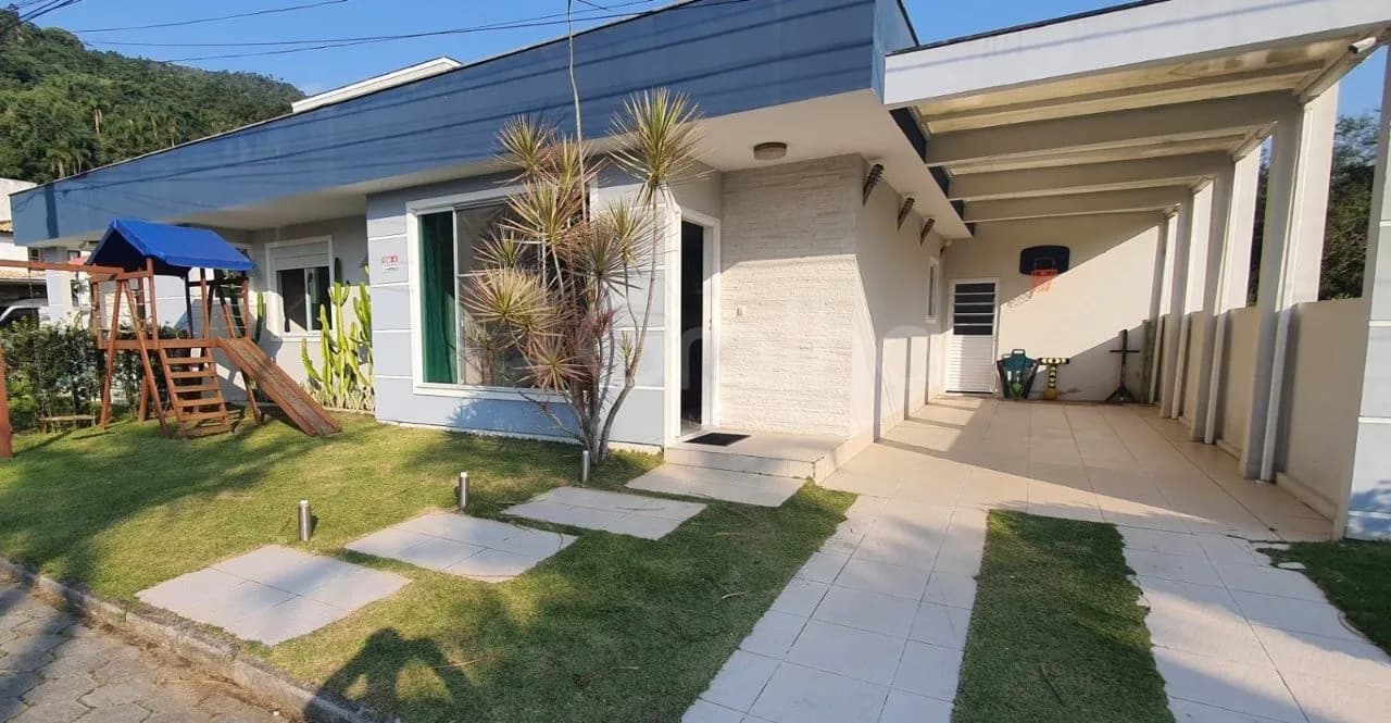 Casa de condomínio para venda com 4 dormitórios em Cachoeira Do Bom Jesus com 223 m² — foto principal