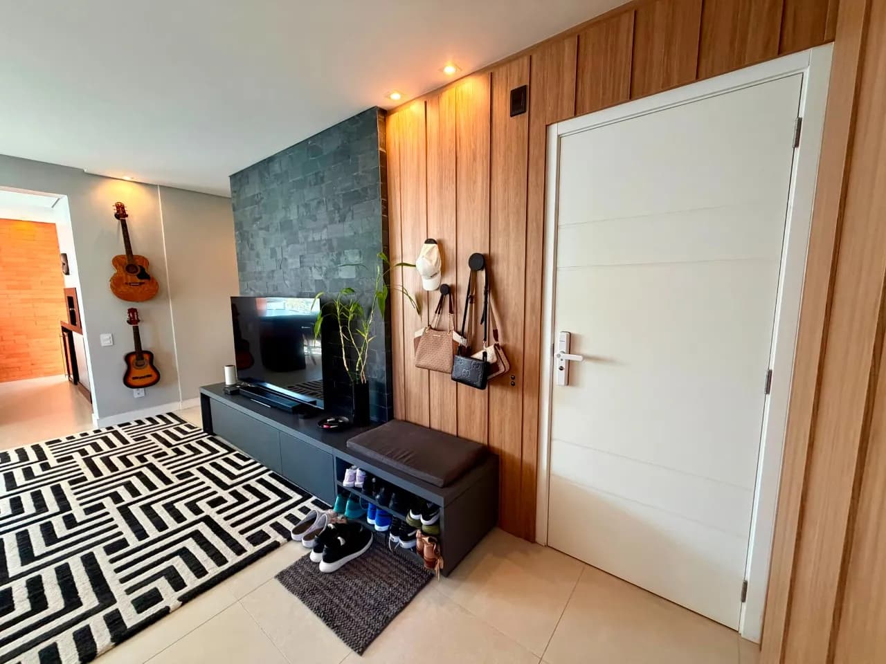 Cobertura para venda com 3 dormitórios em Côrrego Grande com 225 m² — foto 2