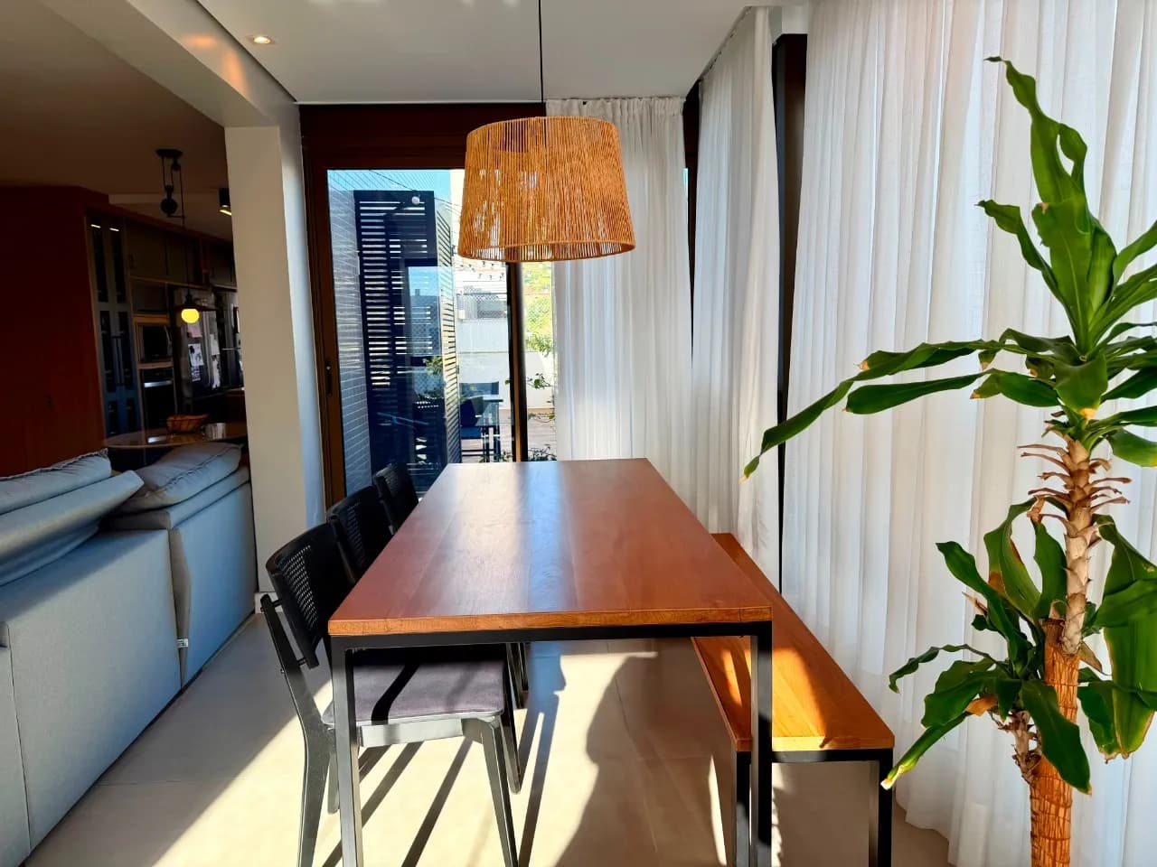 Cobertura para venda com 3 dormitórios em Côrrego Grande com 225 m² — foto 4