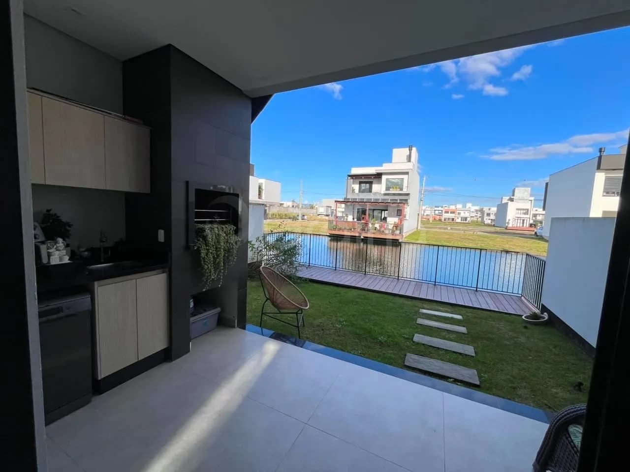 Casa de condomínio para venda com 3 dormitórios em Beira Rio com 169 m² — foto 3