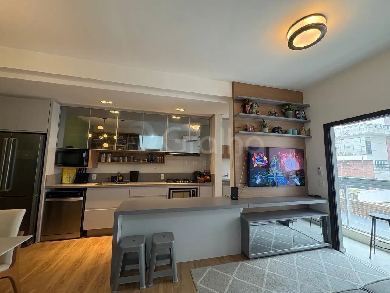 Apartamento para venda com 2 dormitórios em Centro com 70 m² — foto 2