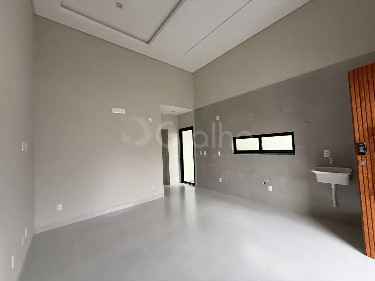 Casa para venda com 2 dormitórios em Forquilhas com 65 m² — foto 3