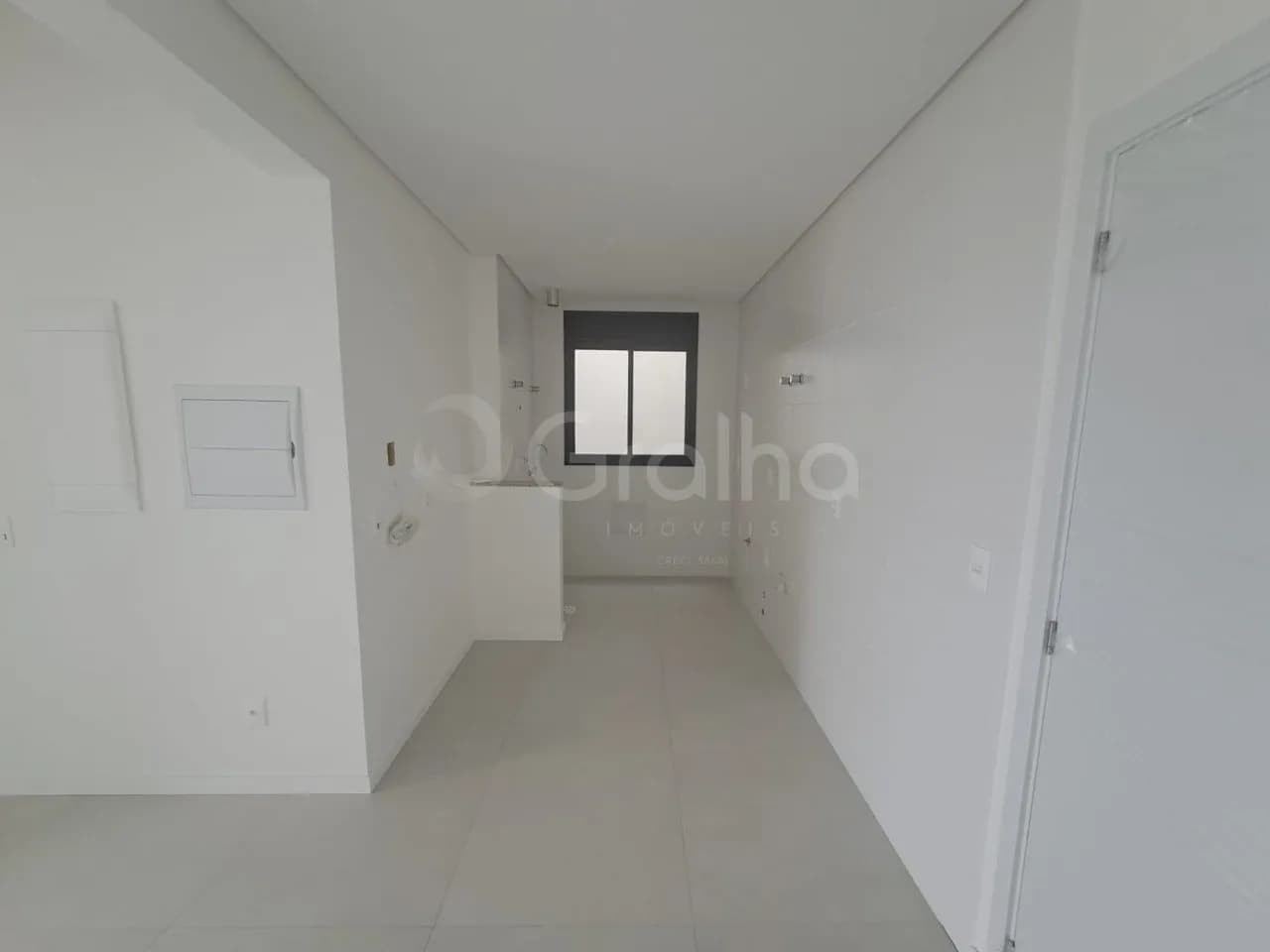 Apartamento duplex para venda com 3 dormitórios em Coqueiros com 123 m² — foto 4