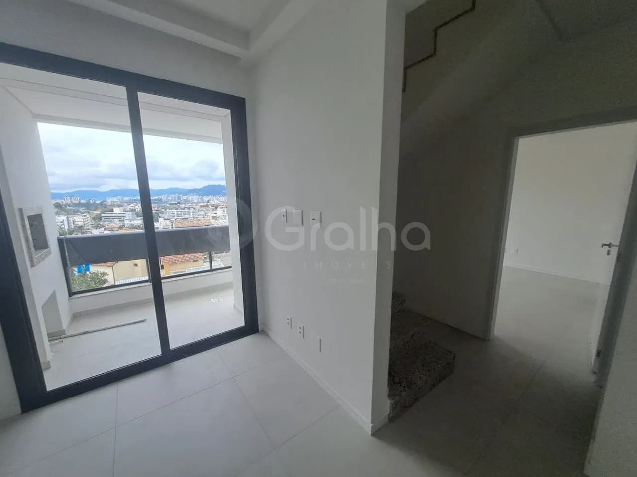 Apartamento duplex para venda com 3 dormitórios em Coqueiros com 123 m² — foto 5