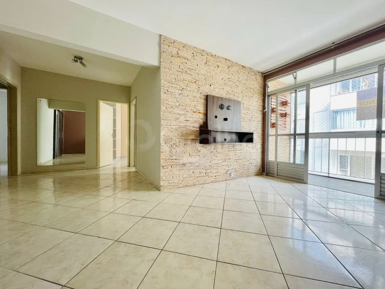 Apartamento para venda com 3 dormitórios em Centro com 84 m² — foto principal
