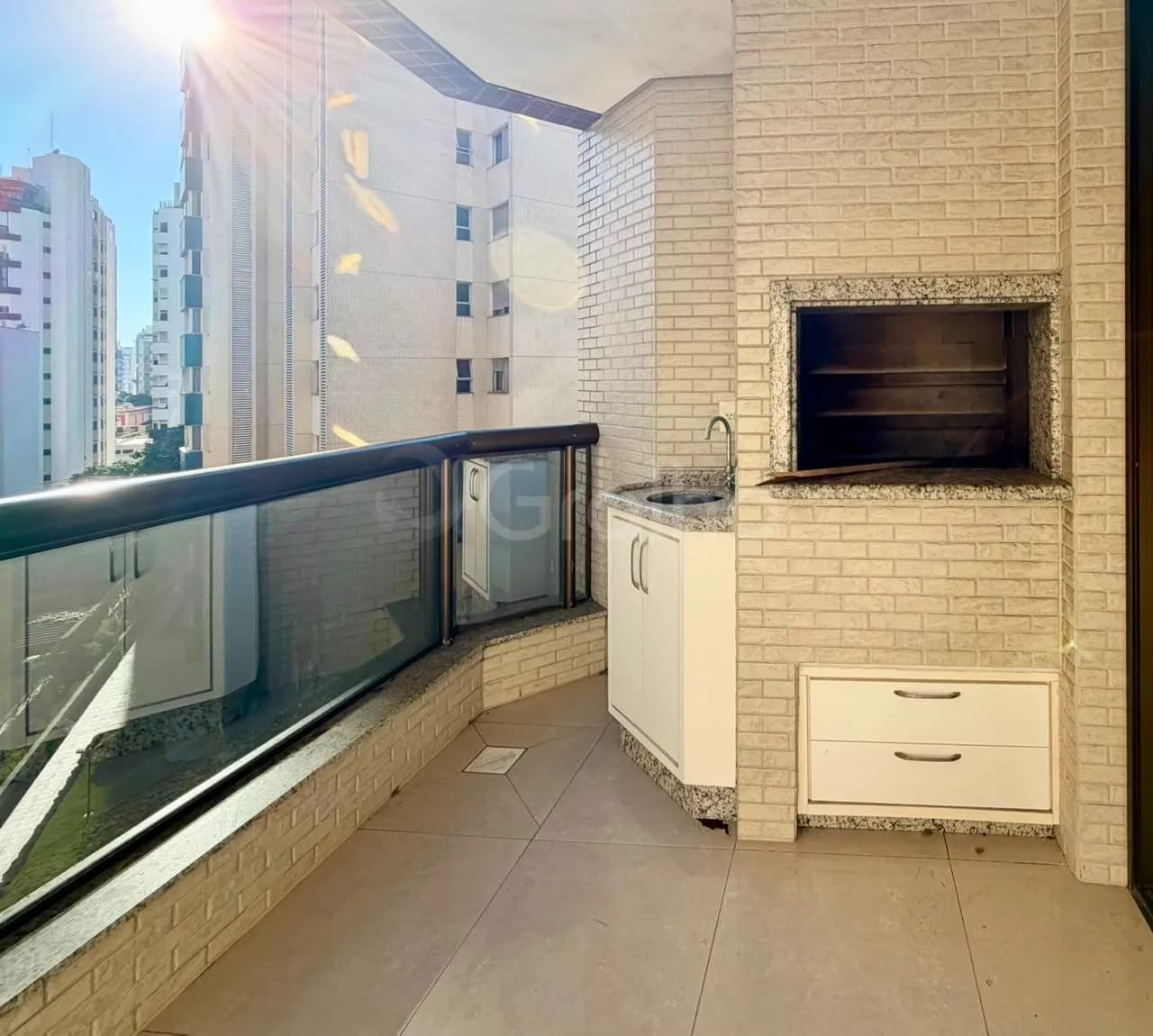 Apartamento para venda com 4 dormitórios em Centro com 134 m² — foto 3