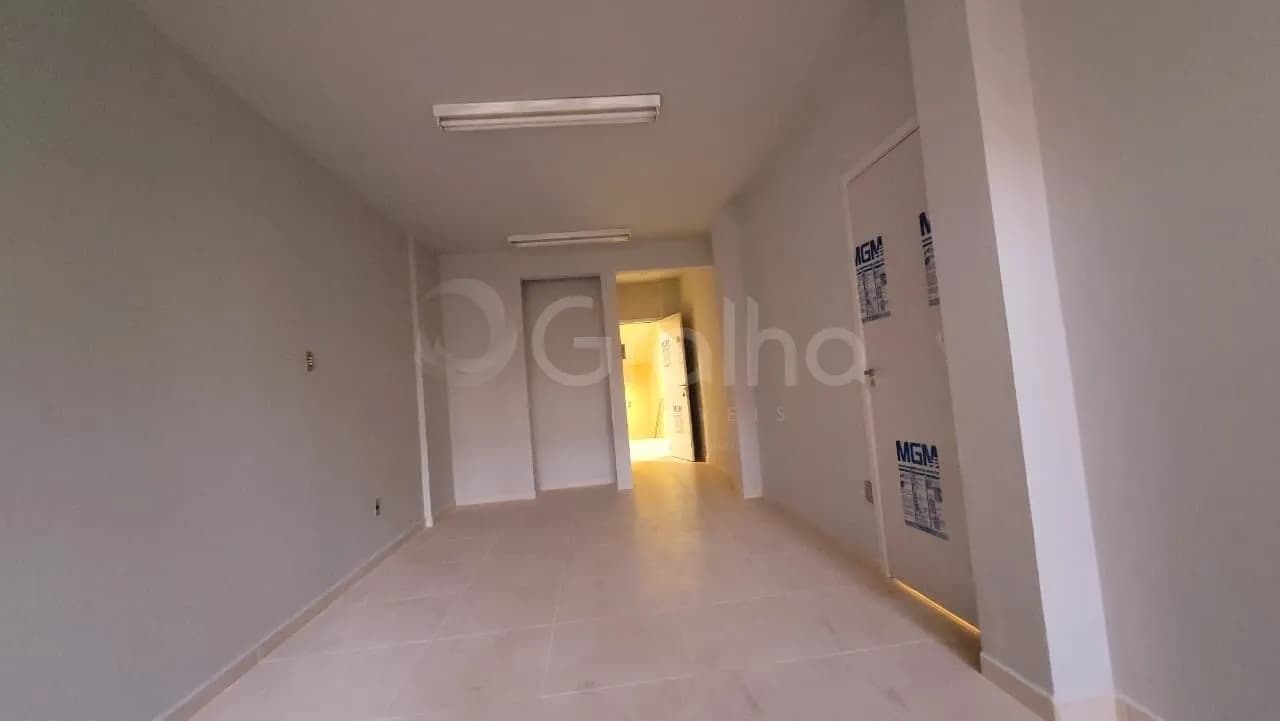 Sala comercial para venda em Centro com 28 m² — foto 5