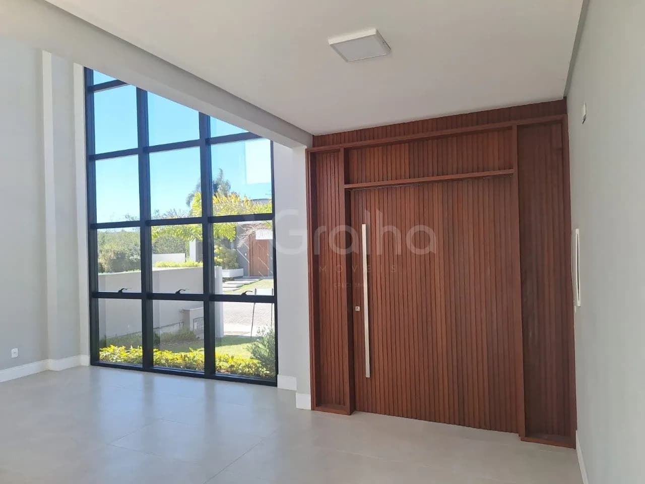 Casa para venda com 3 dormitórios em Ratones com 320 m² — foto 2