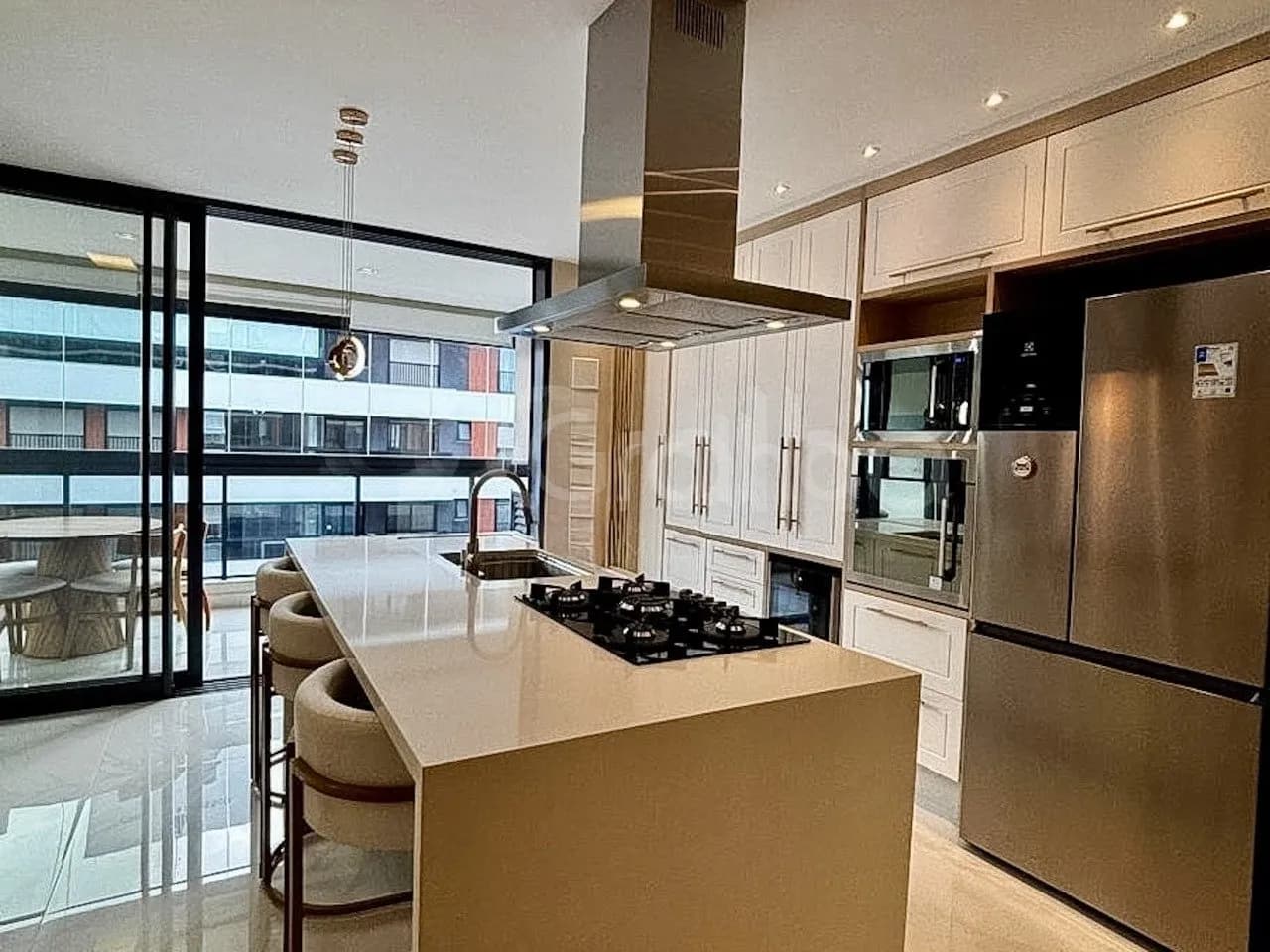 Apartamento para venda com 3 dormitórios em Jurerê com 145 m² — foto 4