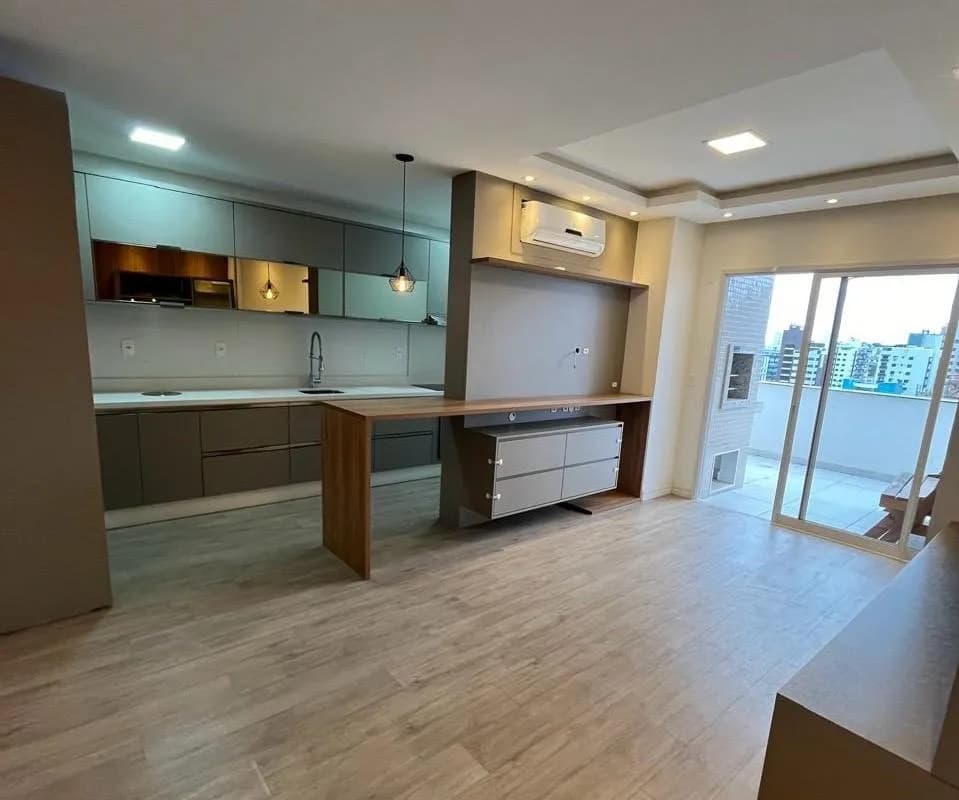 Apartamento para venda com 2 dormitórios em Centro com 101 m² — foto 2